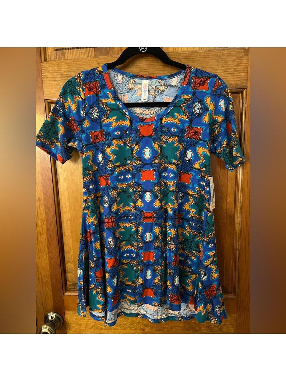 LuLaRoe Perfect T Top Tunic Shirt Swing Flowy T Shirt Blue Green Red XXS NWT